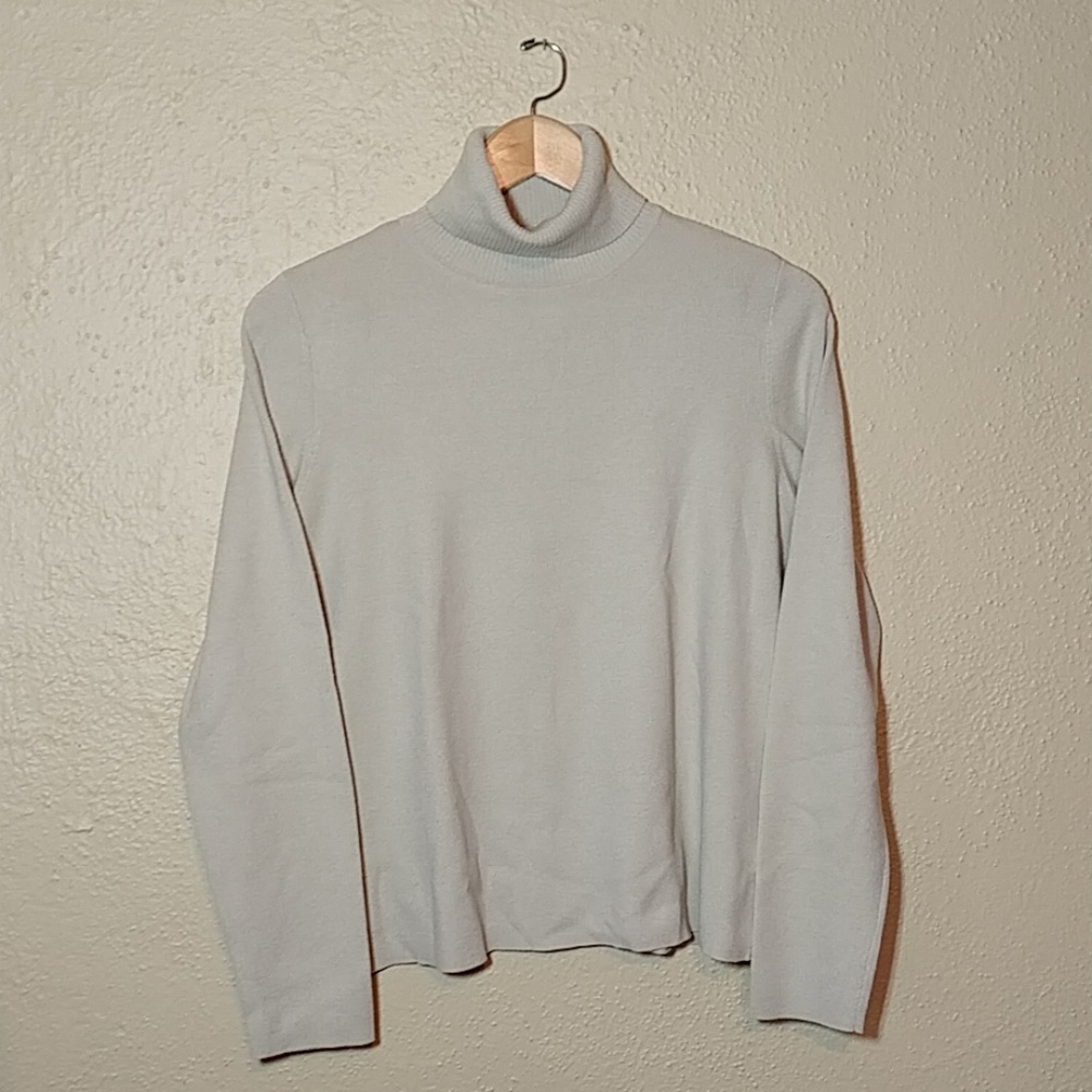 Women's Sweater